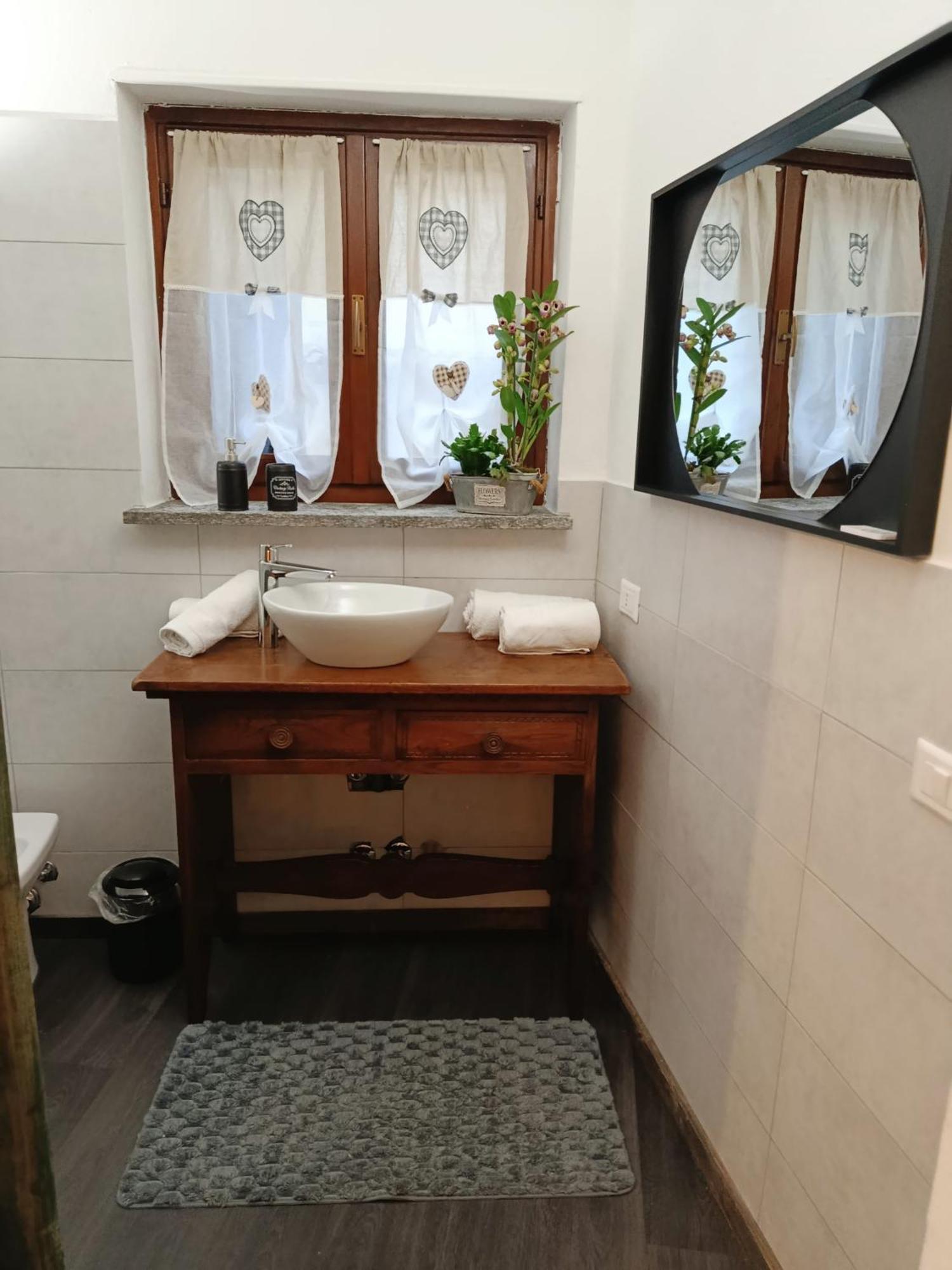 Casa Valletta Pensión *